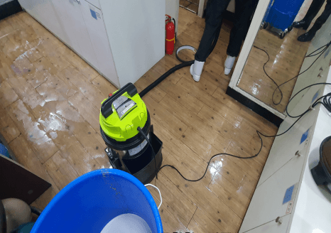 침수 복구 현장 2